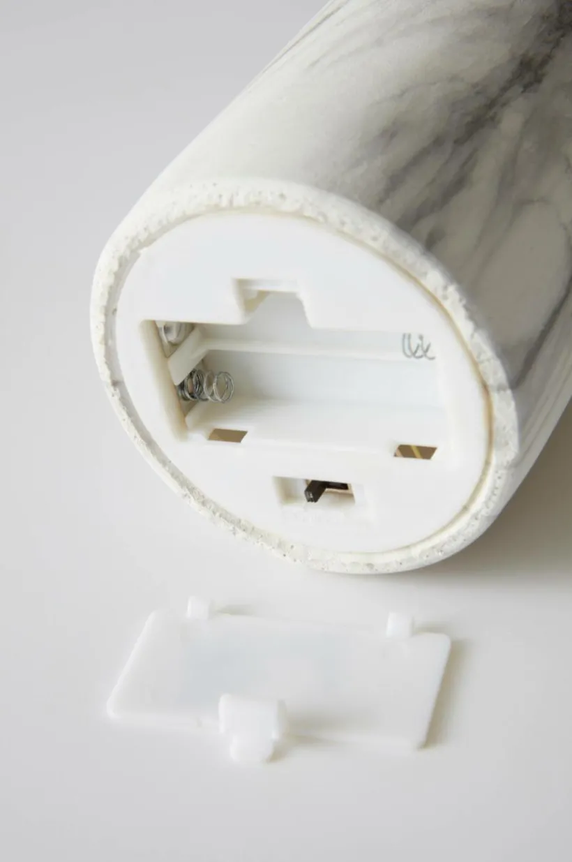 Jotex Kynttilät^FLAMME MARBLE Pöytäkynttilä LED, 17,5 Cm
