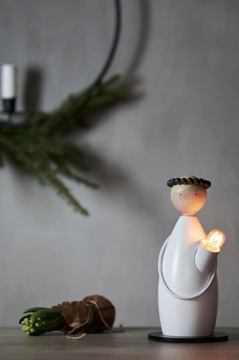 Jotex Jouluvalot^Kynttilänjalka Lucia Classic, Korkeus 24 Cm