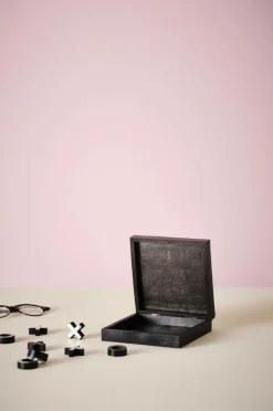 Jotex Säilytys|Koriste-Esineet^LUFF Rasia, Jossa Ristinollapeli